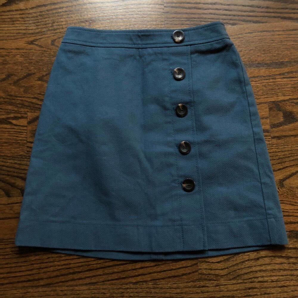 Ann Taylor Petite A line Navy Skirt - Size 00P